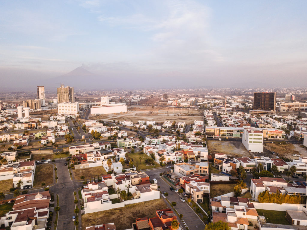 Popocatépetl hinter Puebla