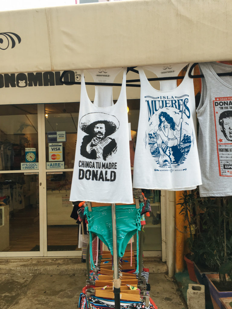 Hemd "Chinga tu madre Donald" auf Isla Mujeres